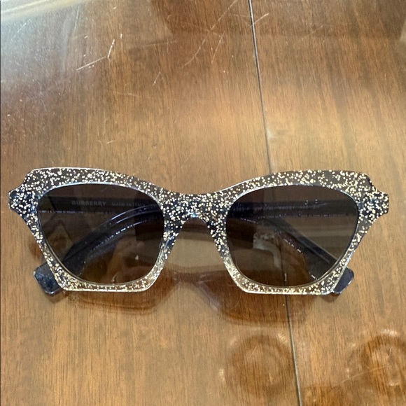 Burberry Blue Sparkle Bluebird Sunglasses New! - Picture 1 of 8